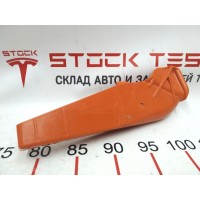 15 Крепление-направляющая высоковольтных проводов чарджер блока Tesla model X 1500224-00-B